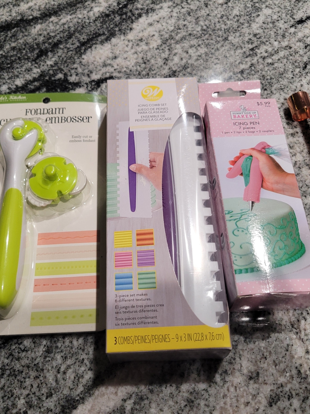 Cake decorating bundle-Wilton Icing Comb Set, Fondant Embosser, icing pen, corer